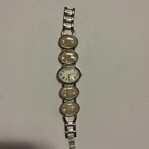 women's silver-tone watch with oval faux-pearl or mother-of-pearl Links